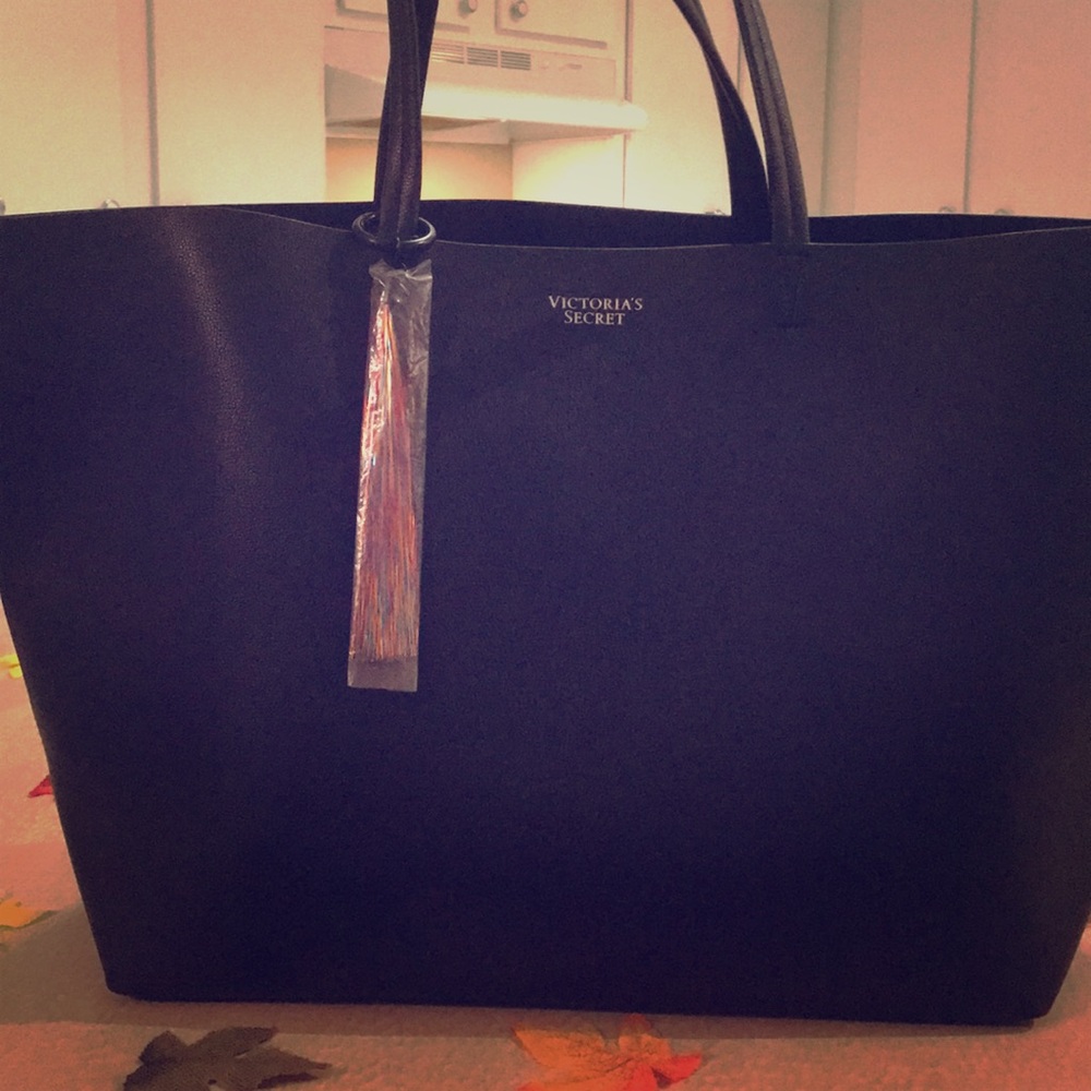 Victoria’s Secret Bag (Brand new)